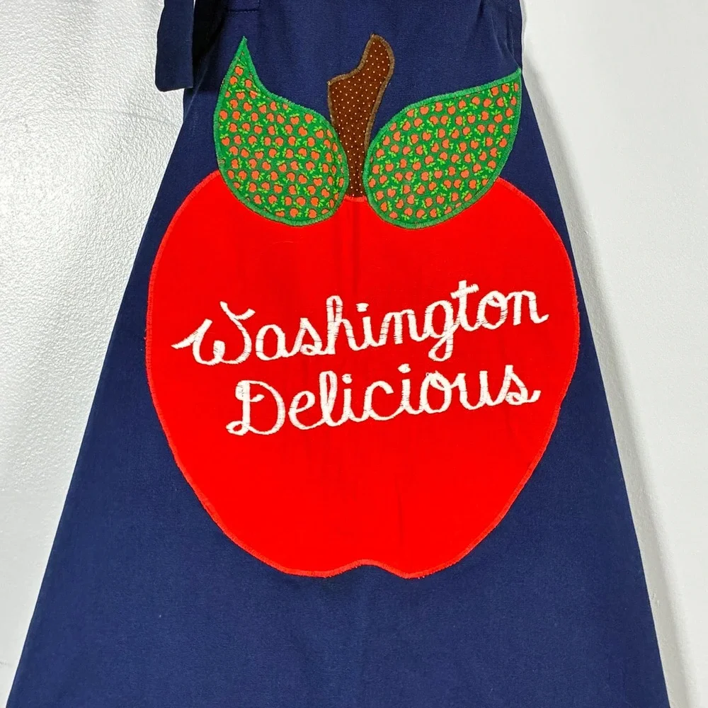 J. Nicoll Designs Apron Washington Delicious Apple Farmhouse Country Cottage